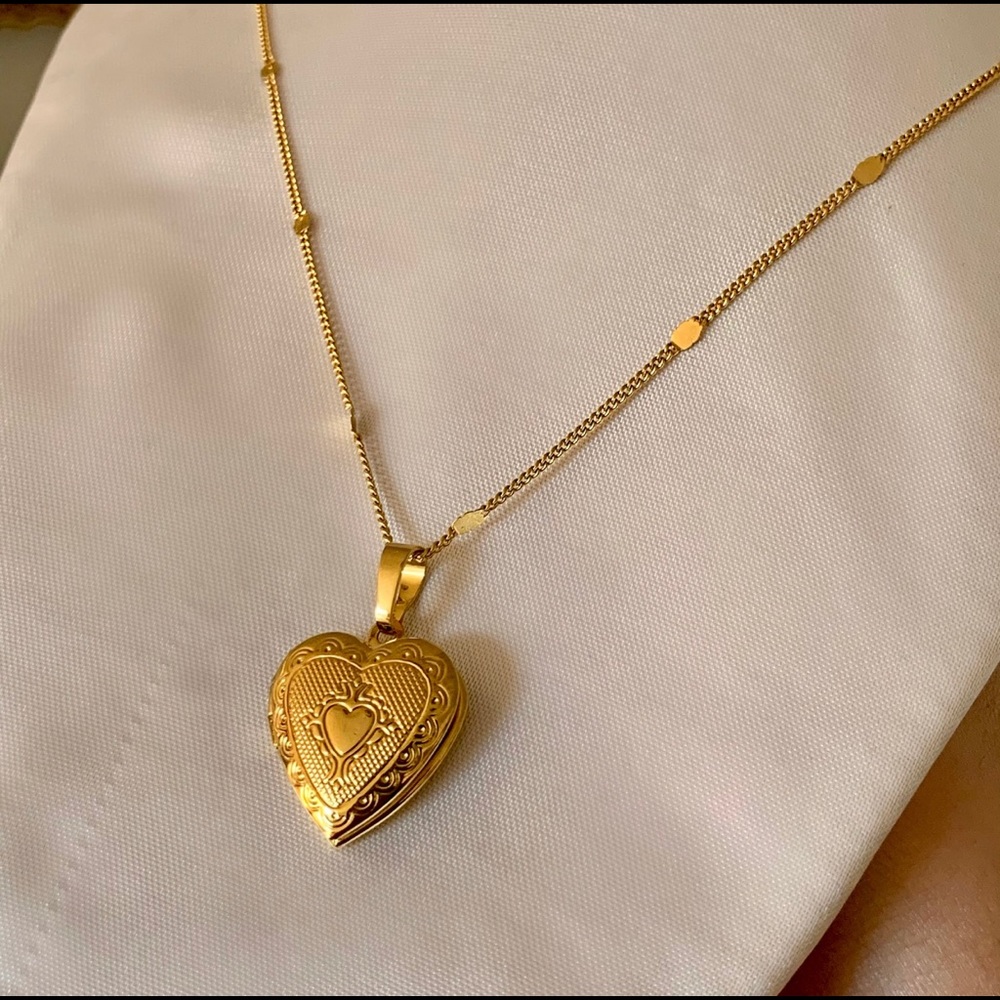 Heart Locket Necklace 18k Gold Plated